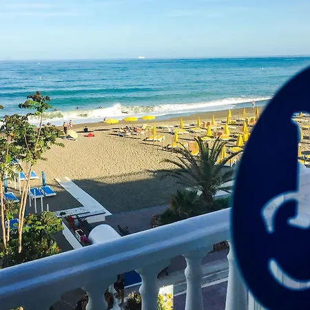Moon Dreams Mediterraneo فندق 3*